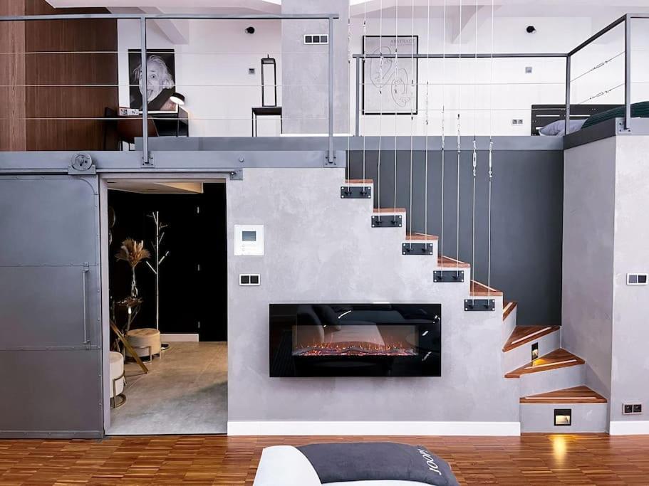 The Factory Loft Prague Apartment Екстериор снимка