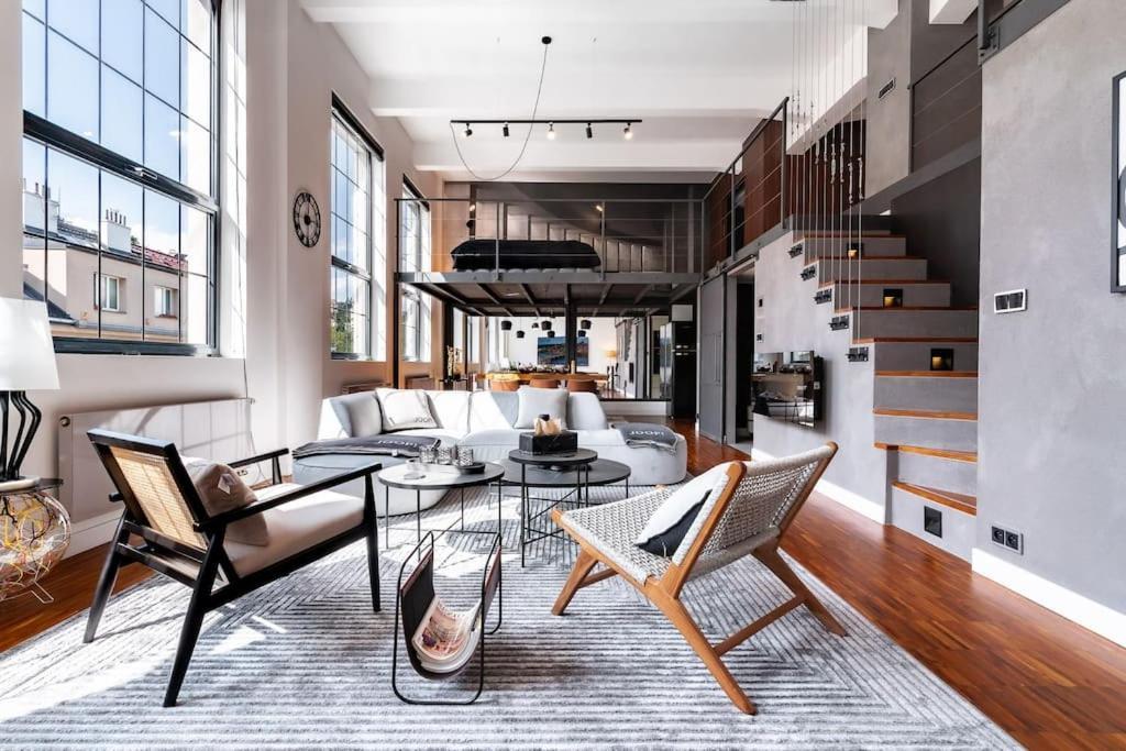 The Factory Loft Prague Apartment Екстериор снимка